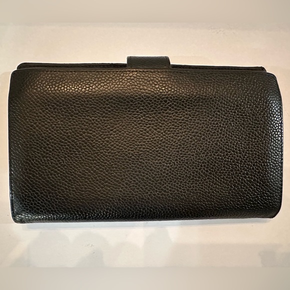 CHANEL Coco Mark Bifold Long Wallet in Black Caviar Skin - Picture 2 of 12